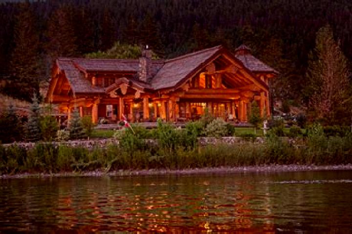 Quinn, 38 — Escort in Forest, Canada