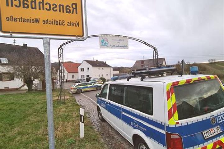 Quinn, 38 — Escort in Ranschbach, Germany