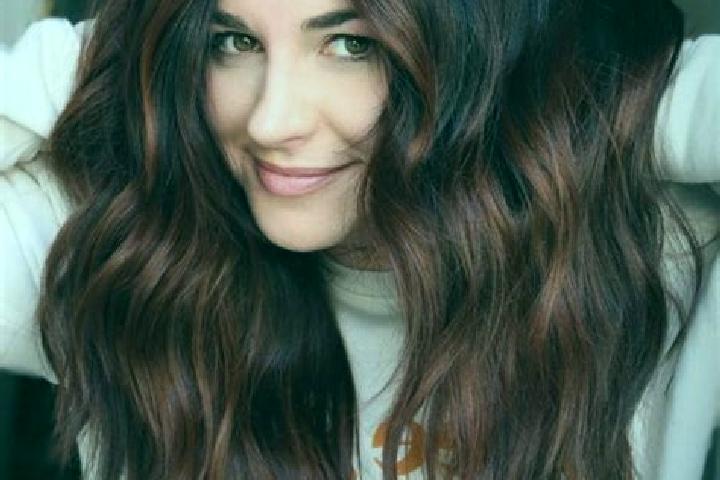 Quinn, 39, a auburn dark-eyed caucasian companion based in Karojba. Offering Girlfriend Experience, GFE, A-Level, Dinner Date. Available for incall and outca...