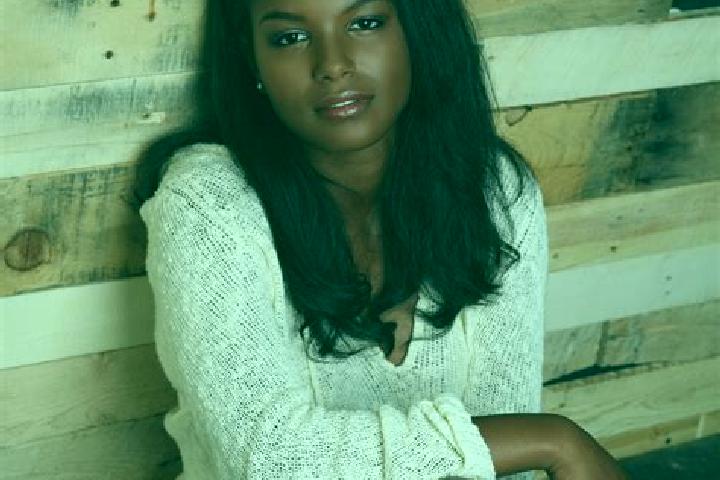 Quinn, 39, a black dark-eyed ebony companion based in Reyssouze. Offering A-Level, Couples, Party Girl. Available for incall and outcall, day and evening dates.