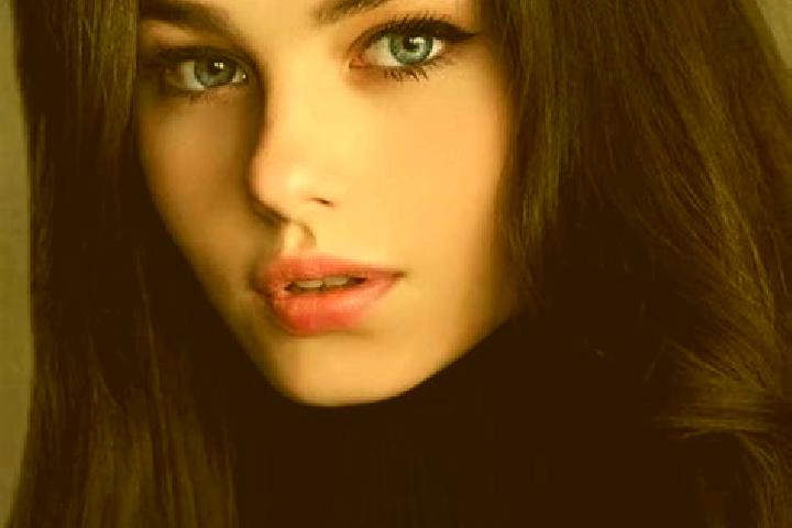 Quinn, 39, a brunette grey-eyed slavic companion based in Pienza. Offering Girlfriend Experience, Erotic Massage, Prostate Massage, Roleplay. Available for i...