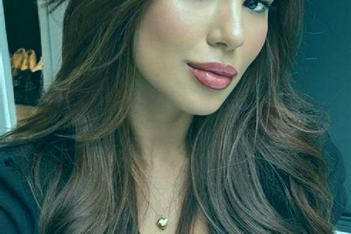 Quinn, 39, a chestnut brown-eyed latina companion based in Balta. Offering Girlfriend Experience, Dinner Date, Prostate Massage, Striptease. Available for in...