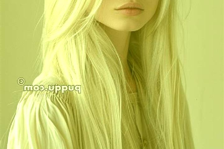 Quinn, 39, a platinum blonde blue-eyed caucasian companion based in Khalis. Offering Fetish, BDSM, OWO. Available for incall and outcall, day and evening dates.