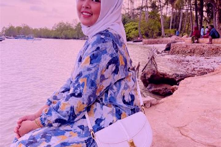 Quinn, 39 — Escort in Manggar, Indonesia