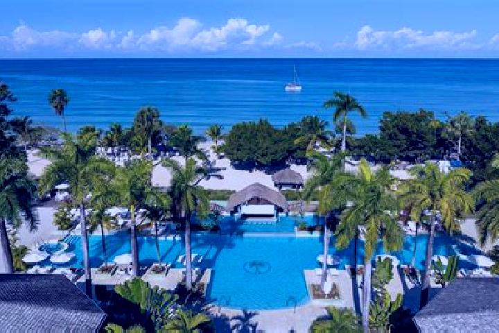Quinn, 39 — Escort in Negril, Jamaica