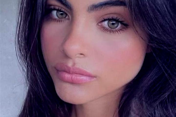 Riley, 20, a black hazel-eyed caucasian companion based in Ngening. Offering Massage, Striptease, Domination, Dinner Date. Available for incall and outcall, ...