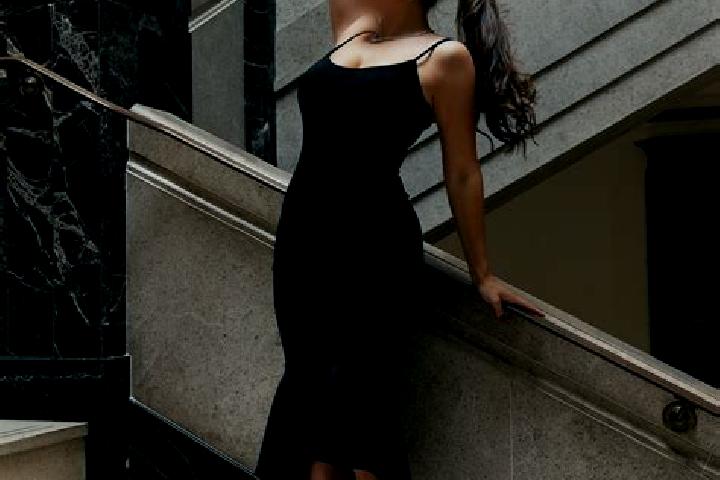 Riley, 20, a dark blonde amber-eyed latina companion based in West Bromwich. Offering Roleplay, Travel Companion, CIM. Available for incall and outcall, over...