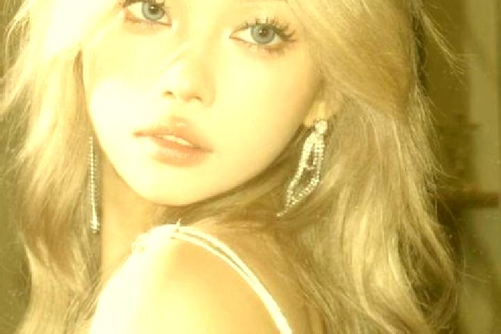 Riley, 20, a platinum blonde amber-eyed asian companion based in Villalcampo. Offering Party Girl, Couples, GFE, OWO, Roleplay. Available for incall and outc...