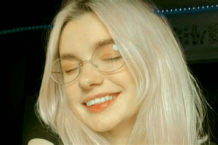 Riley, 20 — Escort in Chernukha, Russia