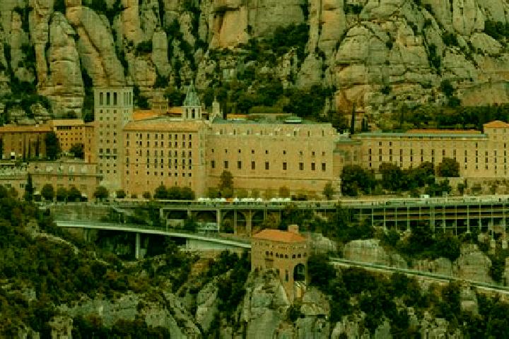 Riley, 20 — Escort in Monserrat, Spain