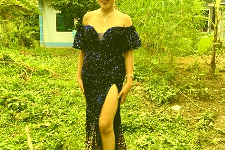 Riley, 20 — Escort in Olutanga, Philippines