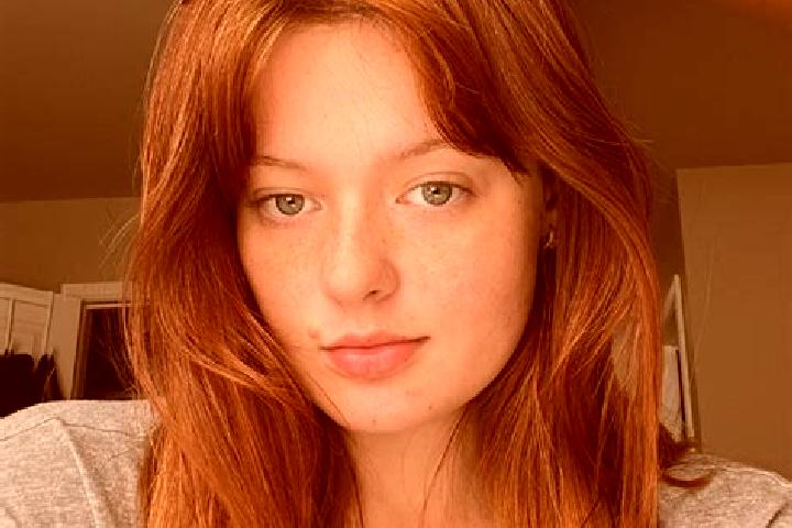 Riley, 21, a auburn amber-eyed caucasian companion based in Enns. Offering GFE, Deep French Kissing, OWO, Couples. Available for incall and outcall, overnigh...