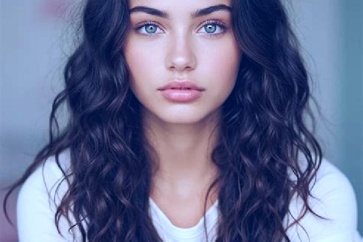 Riley, 21, a black hazel-eyed mediterranean companion based in Qiaodi. Offering Tantra, Party Girl, Striptease, Travel Companion, Fetish. Available for incal...