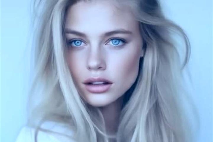 Riley, 21, a blonde green-eyed slavic companion based in Santa Maria Tlahuitoltepec. Offering Dinner Date, Tantra, OWO, CIM. Available for incall and outcall...