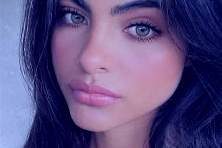 Riley, 21, a brunette green-eyed caucasian companion based in Ciudad Delicias. Offering Travel Companion, Tantra, BDSM, Prostate Massage. Available for incal...