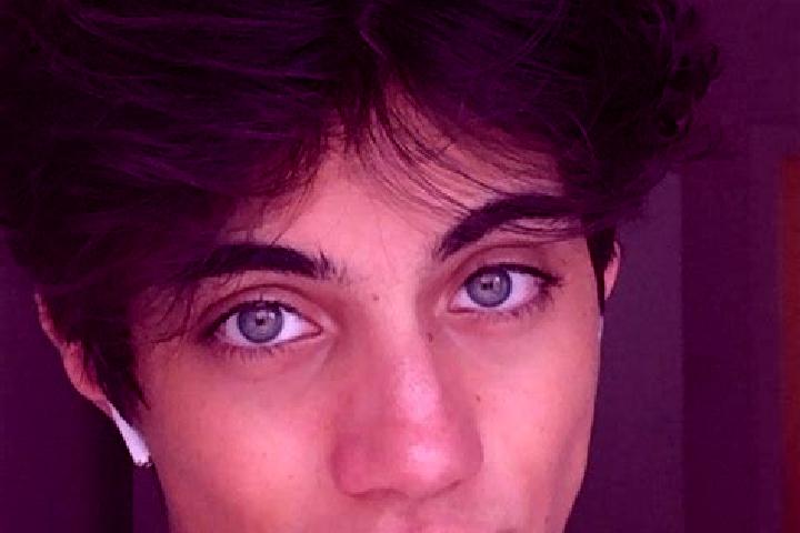 Riley, 21, a chestnut grey-eyed caucasian companion based in Prudentopolis. Offering Erotic Massage, BDSM, CIM. Available for incall and outcall, overnight b...