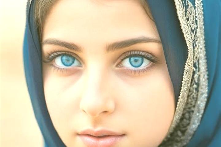 Riley, 21, a dark blonde blue-eyed middle eastern companion based in Spay. Offering Overnight, Travel Companion, Girlfriend Experience, GFE, Couples. Availab...