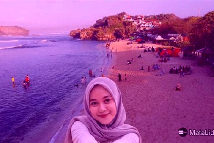 Riley, 21 — Escort in Cantuk Kidul, Indonesia
