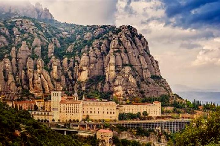 Riley, 21 — Escort in Monistrol de Montserrat, Spain