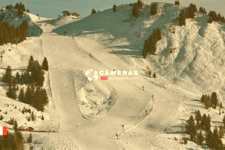 Riley, 21 — Escort in Pibrac, France