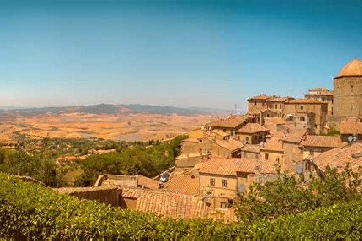 Riley, 21 — Escort in Pratovecchio, Italy