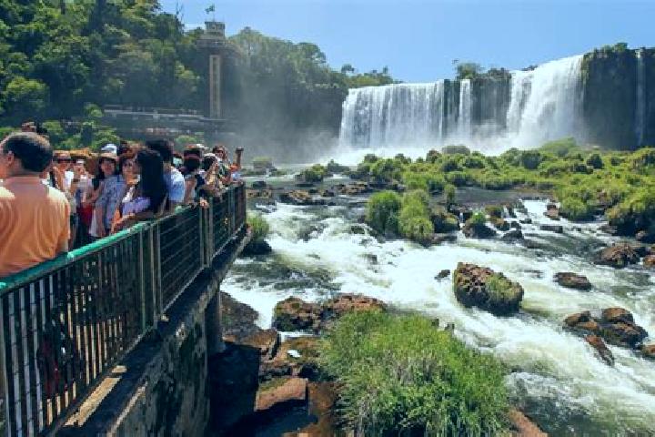 Riley, 21 — Escort in Saudade do Iguacu, Brazil