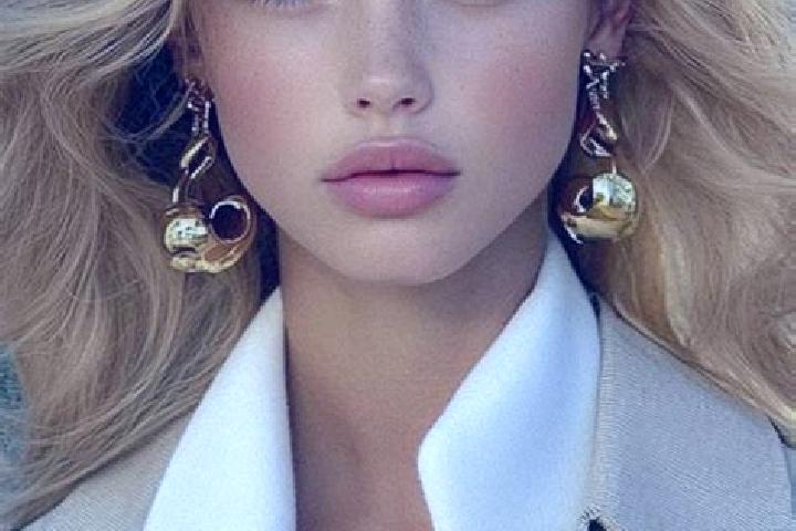 Riley, 22, a auburn amber-eyed indian companion based in Oglesby. Offering Overnight, CIM. Available for incall and outcall, overnight bookings available.