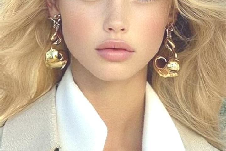 Riley, 22, a blonde dark-eyed mediterranean companion based in Le Meux. Offering OWO, Roleplay, Deep French Kissing, Erotic Massage. Available for incall and...