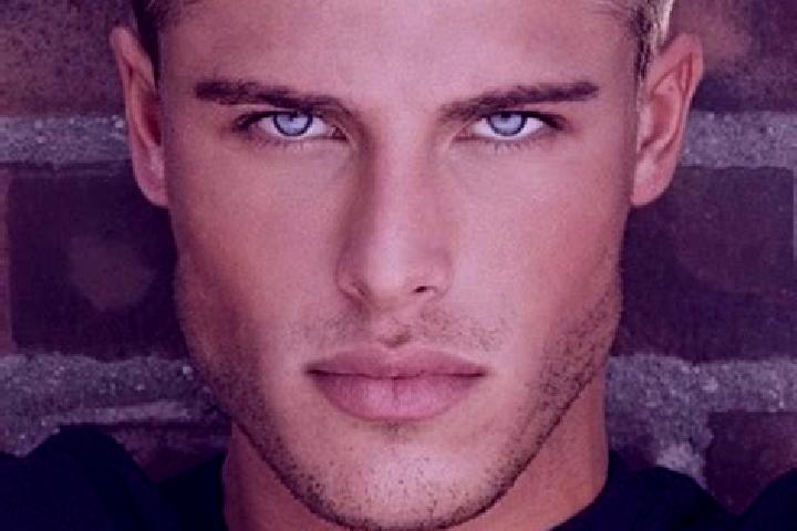 Riley, 22, a blonde grey-eyed caucasian companion based in Cevallos. Offering Girlfriend Experience, A-Level, Deep French Kissing. Available for incall and o...