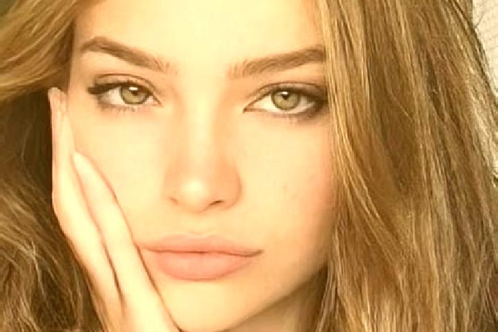 Riley, 22, a dark blonde hazel-eyed mediterranean companion based in Maple Bluff. Offering Tantra, CIM, Domination, Duos. Available for incall and outcall, o...
