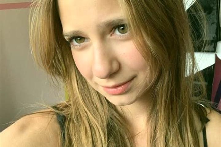 Riley, 22 — Escort in College Place, United States