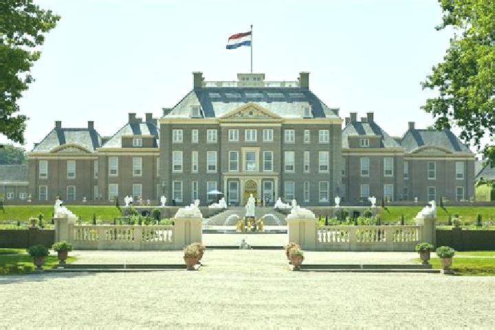 Riley, 22 — Escort in De Loo, Netherlands