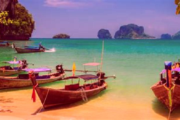 Riley, 22 — Escort in Den Chai, Thailand