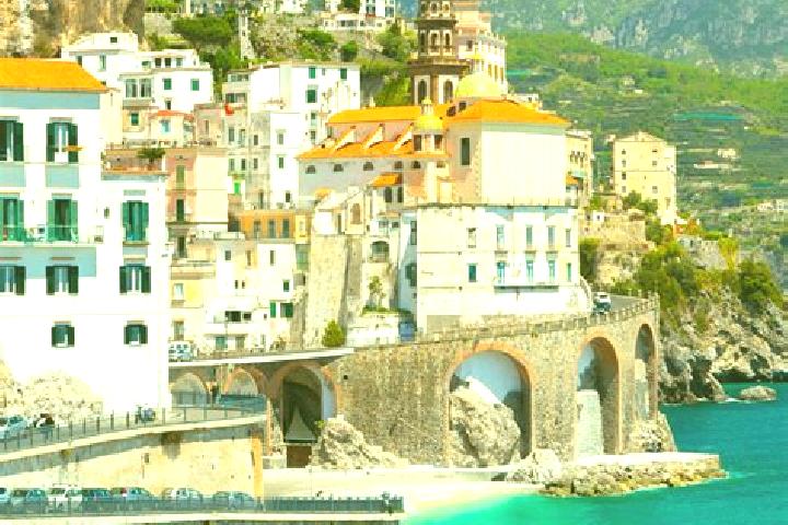 Riley, 22 — Escort in Lettere, Italy