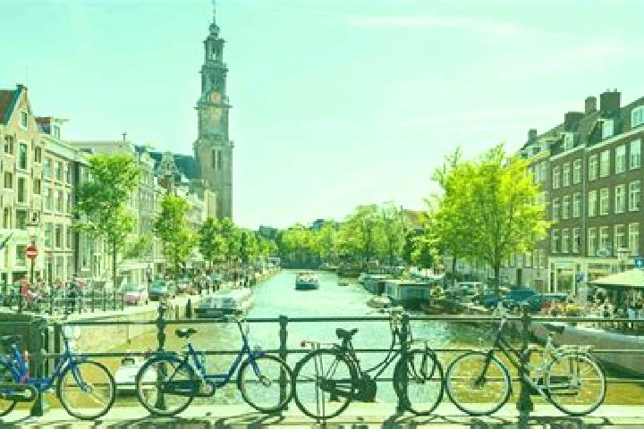 Riley, 22 — Escort in Tivoli, Netherlands