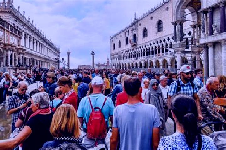 Riley, 22 — Escort in Venice, Italy