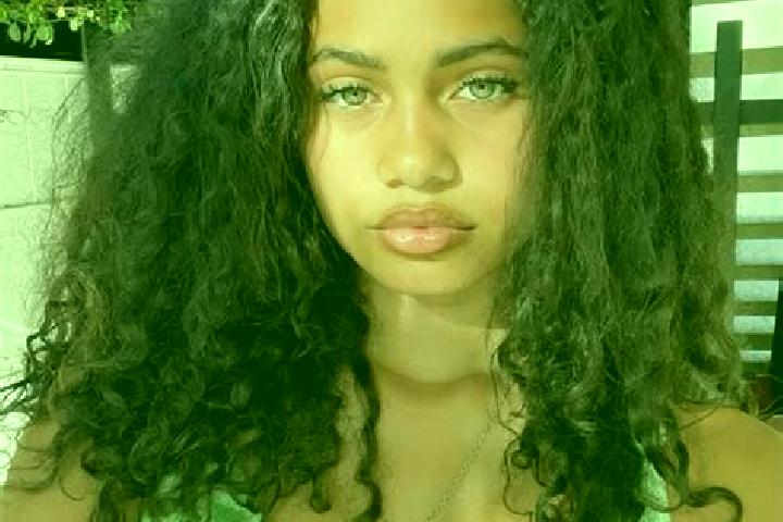 Riley, 23, a black green-eyed mixed companion based in Kampung Sungai Teraban. Offering Duos, Party Girl, Massage. Available for incall and outcall, day and ...