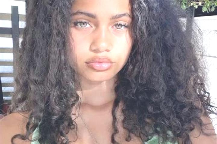 Riley, 23, a black green-eyed mixed companion based in Sanandaj. Offering Duos, Massage, Erotic Massage. Available for incall and outcall, overnight bookings...