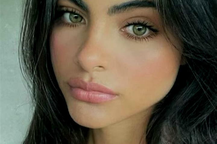 Riley, 23, a black hazel-eyed caribbean companion based in Middle Valley. Offering Travel Companion, GFE, CIM, Prostate Massage, Girlfriend Experience. Avail...