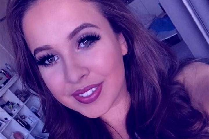 Riley, 23, a blonde brown-eyed indian companion based in La Erradura. Offering Prostate Massage, Couples, Deep French Kissing, GFE. Available for incall and ...