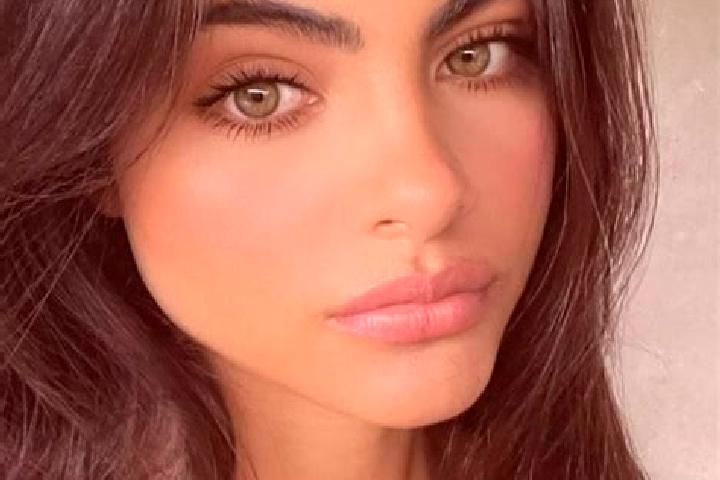 Riley, 23, a brunette dark-eyed mediterranean companion based in Laoliangcang. Offering CIM, BDSM, A-Level, 69. Available for incall and outcall, day and eve...