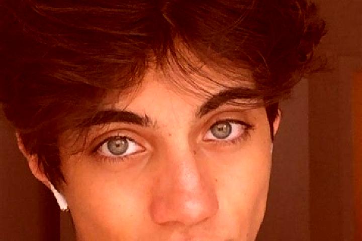 Riley, 23, a chestnut grey-eyed caucasian companion based in Luray. Offering Deep French Kissing, GFE, Duos, Party Girl. Available for incall and outcall, ov...