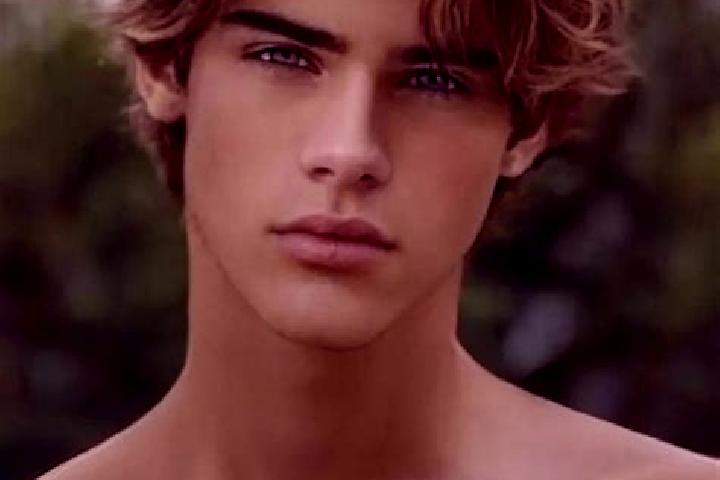 Riley, 23, a dark blonde green-eyed mixed companion based in Castri di Lecce. Offering OWO, BDSM, CIM, Deep French Kissing. Available for incall and outcall,...