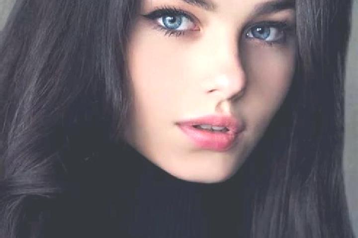 Riley, 23, a red dark-eyed slavic companion based in Pfungstadt. Offering Overnight, OWO, Striptease, Party Girl, Deep French Kissing. Available for incall a...
