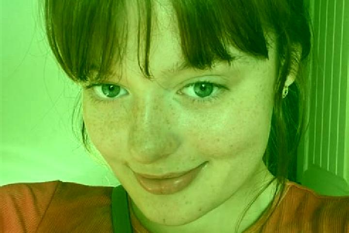 Riley, 23, a red grey-eyed european companion based in Pontesbury. Offering BDSM, Striptease, Dinner Date, Prostate Massage. Available for incall and outcall...