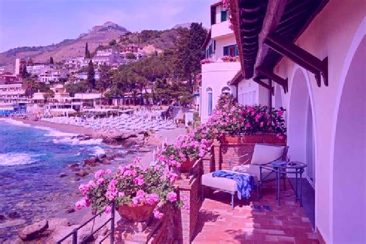 Riley, 23 — Escort in Adrano, Italy