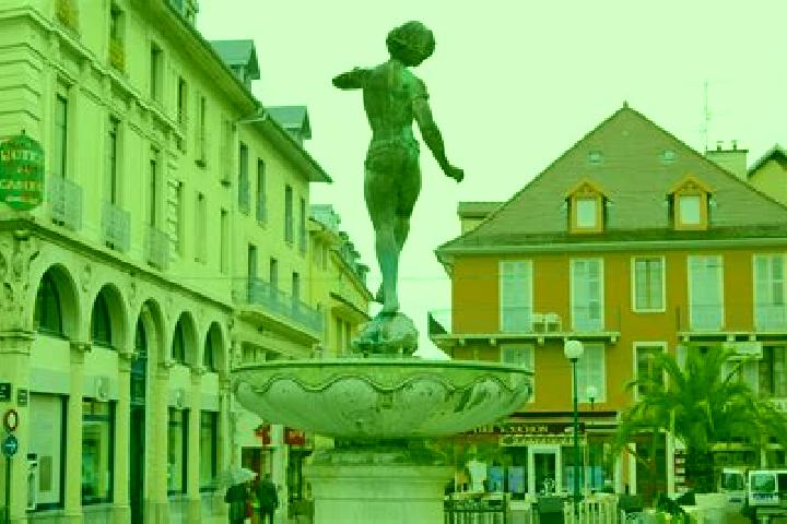 Riley, 23 — Escort in Aix-les-Bains, France