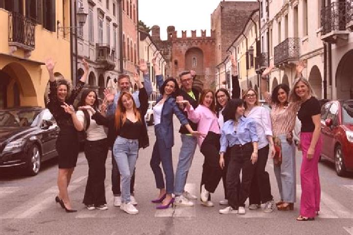 Riley, 23 — Escort in Castello di Godego, Italy