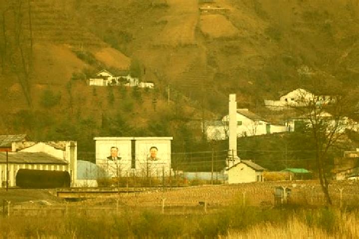 Riley, 23 — Escort in Chongju, North Korea