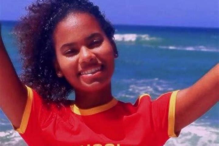 Riley, 23 — Escort in Nehone, Angola